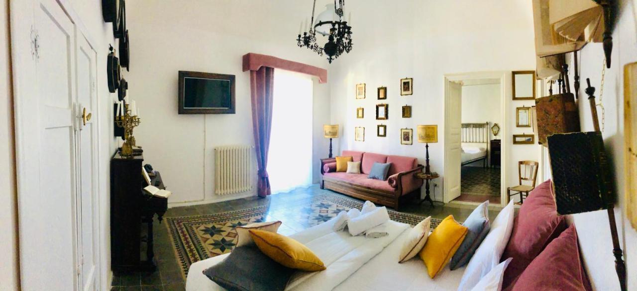 La Casa Sulla Piazza Apartment Ена Екстериор снимка
