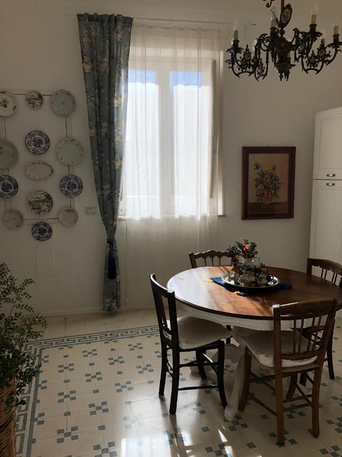 La Casa Sulla Piazza Apartment Ена Екстериор снимка