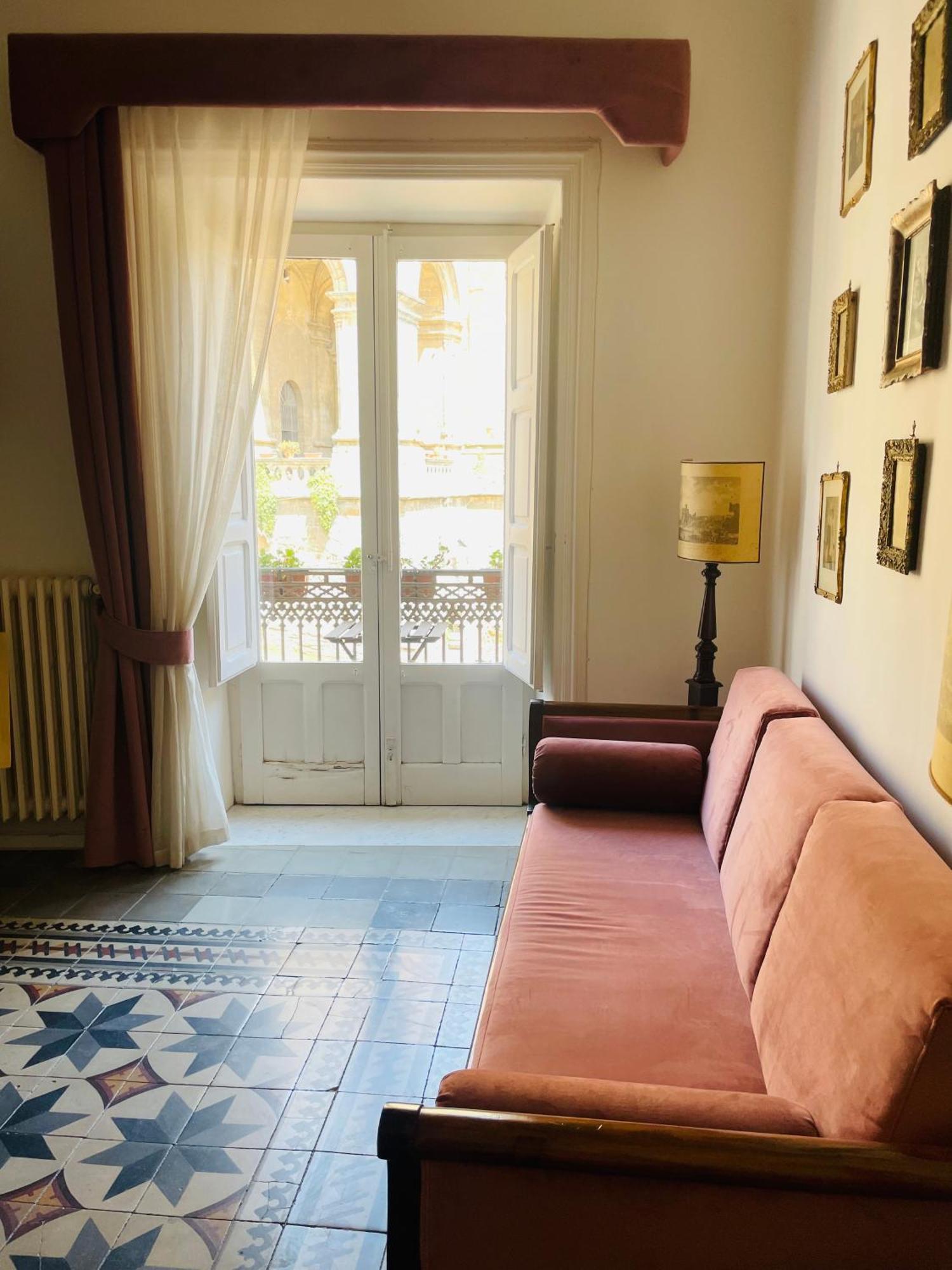 La Casa Sulla Piazza Apartment Ена Екстериор снимка